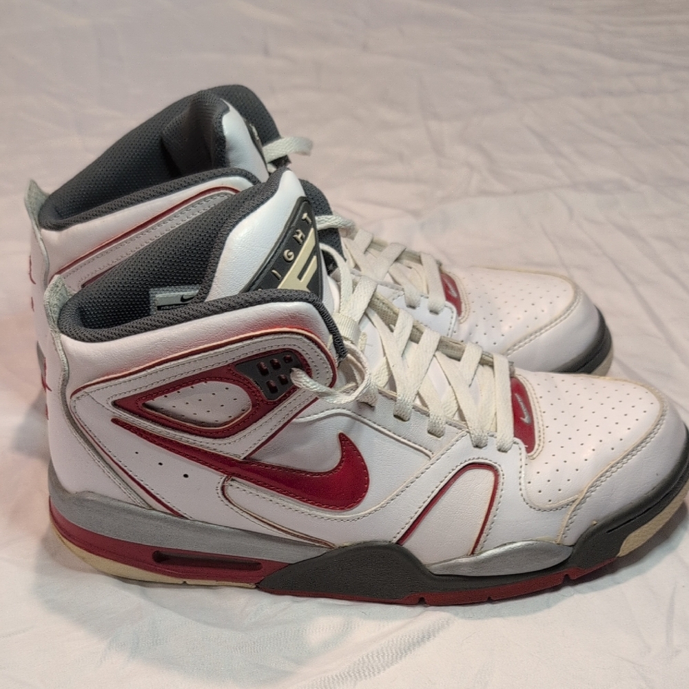 Vintage Men's Nike Flights